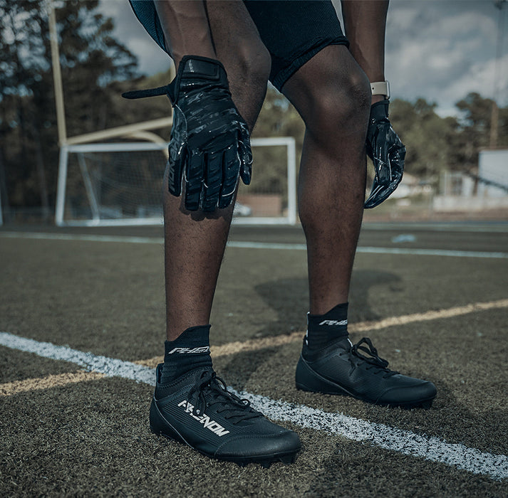 Velocity 3.0: Youth Football Cleats - Black